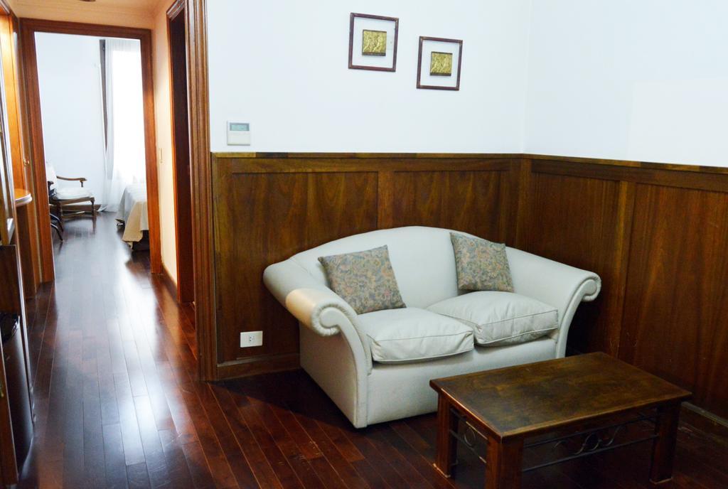Hotel Posta Carretas Buenos Aires Chambre photo