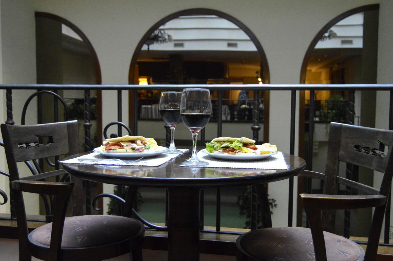 Hotel Posta Carretas Buenos Aires Extérieur photo